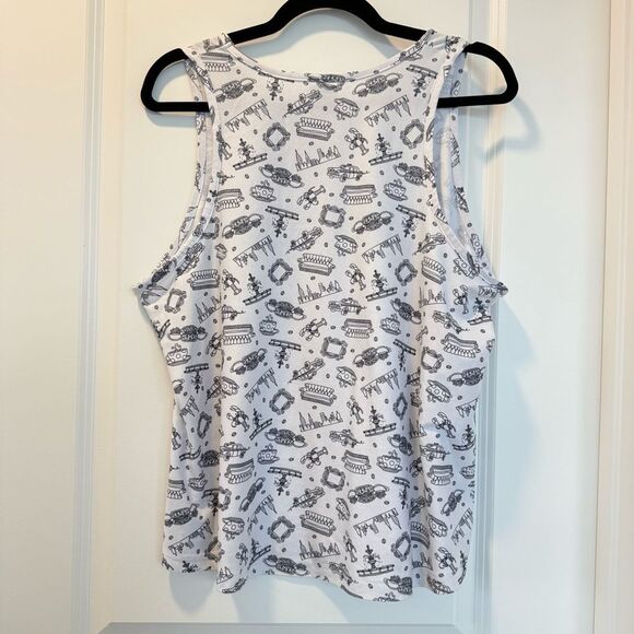 FRIENDS | Themed Graphic Tank Top - Picture 5 of 7